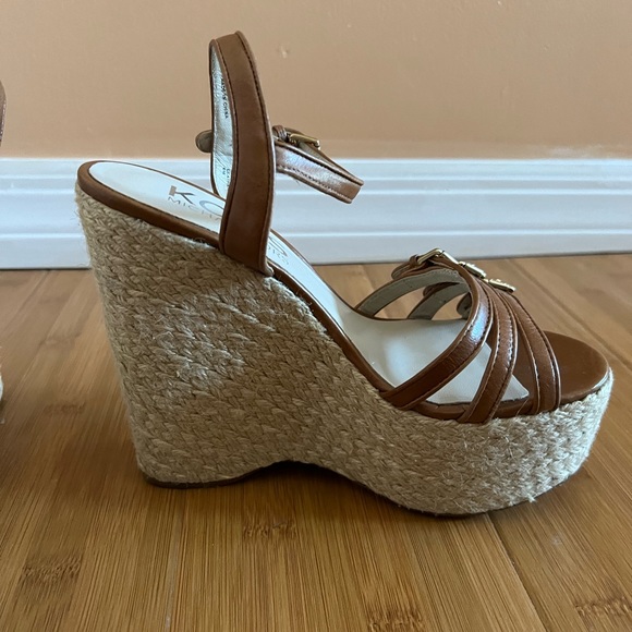 Kors Michael Kors Espadrilles Wedge Sandals! 6 M - Picture 2 of 5